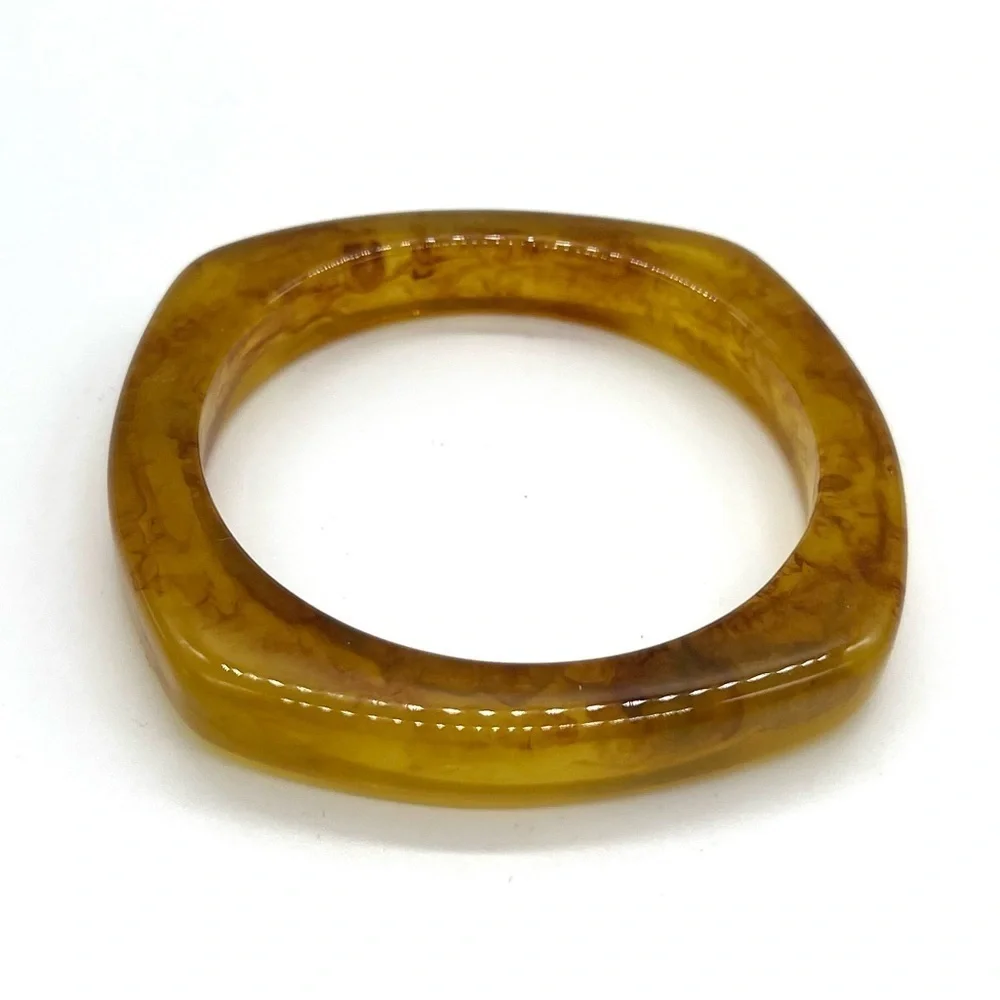 Resin Bracelet Square shaped